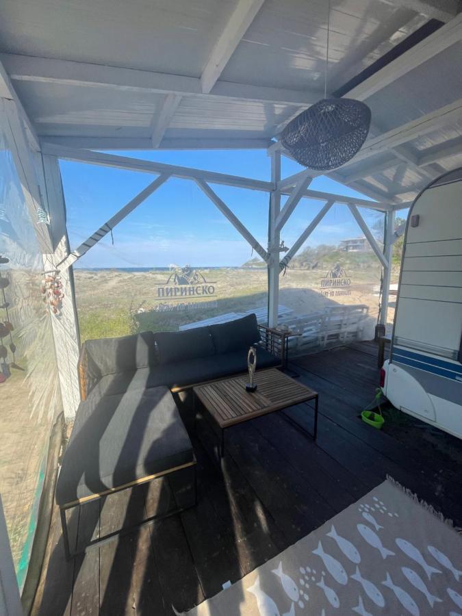 Sea Caravan/Camper On The Beach 키텐 외부 사진