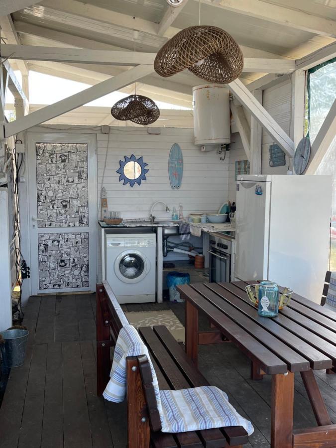 Sea Caravan/Camper On The Beach 키텐 외부 사진